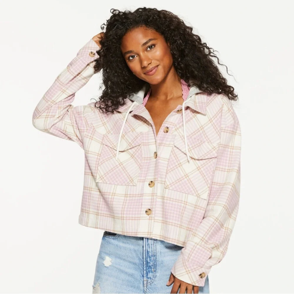 NWT Plaid Flannel Hooded Cropped Shacket - Picture 1 of 4